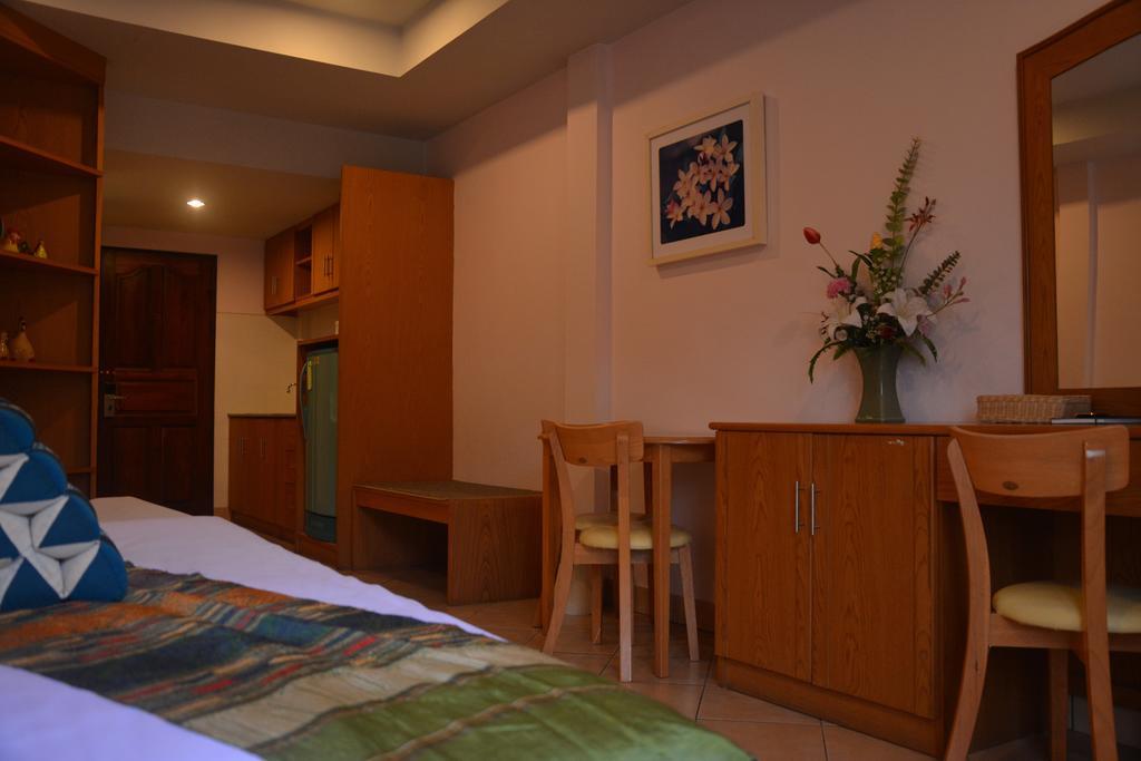 Seven Oaks Inn Haat Jomtien Rom bilde